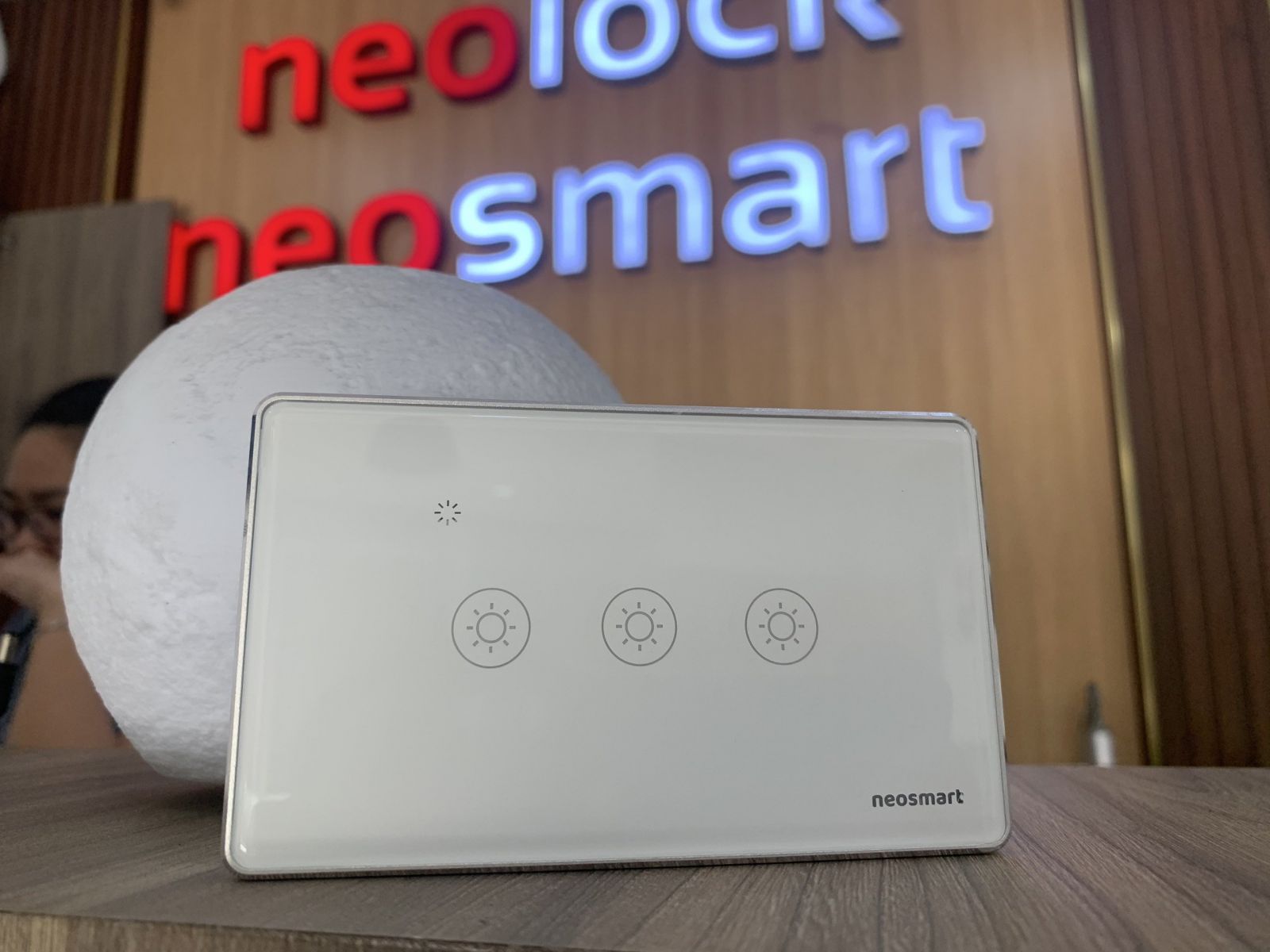 Smart switch Wifi / Zigbee 1 Gang - neoSSW1